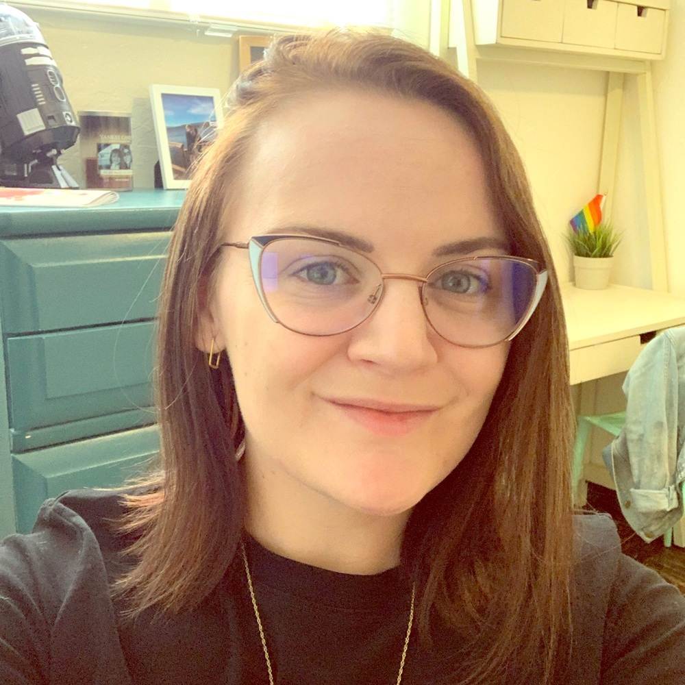 Meet your Posher, Olivia